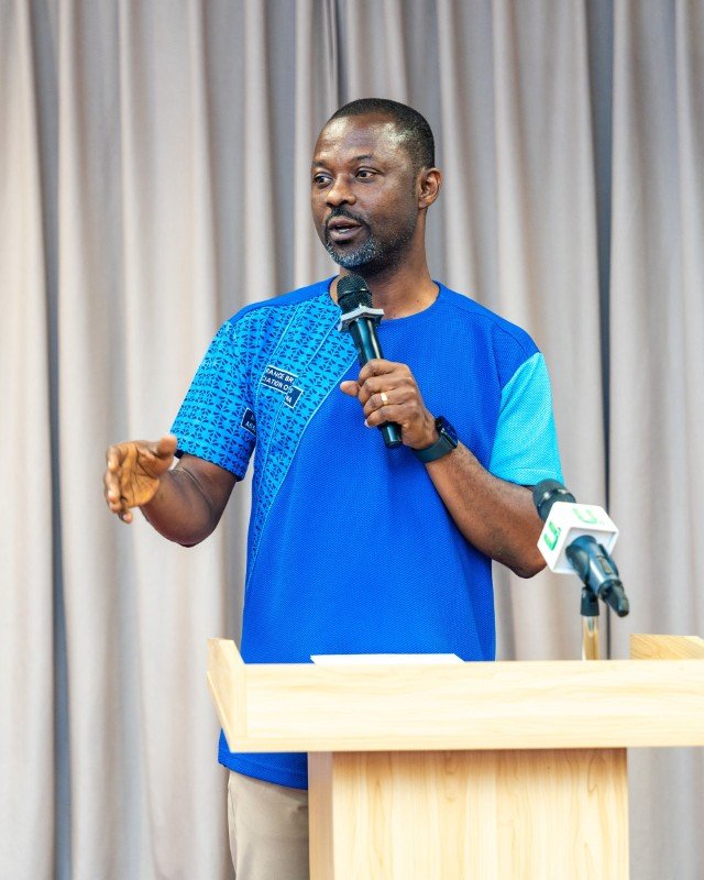 Insurance brokers urged to rebuild trust in industry